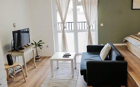Stylish Apartment, Very Good Located!